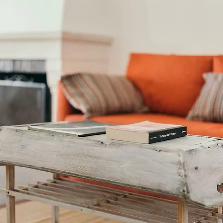 05 - The Location Ferrel (Leiria)